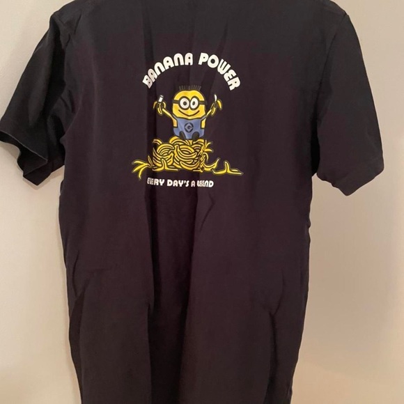 Uniqlo minion T shirt - Picture 2 of 3